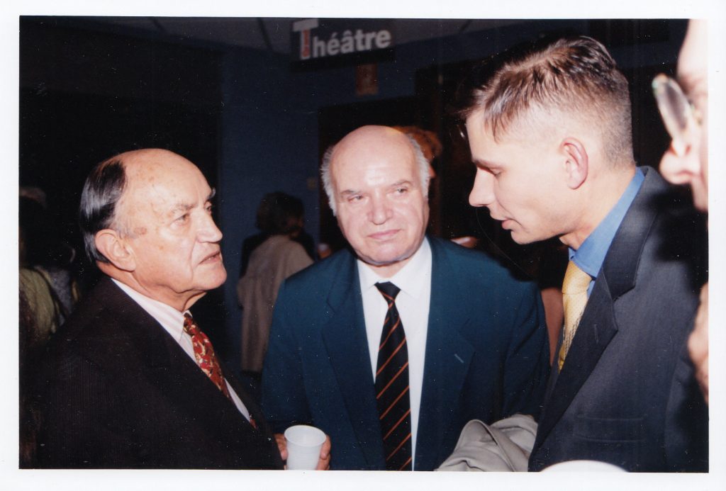 La cigogne n'a q'une tête - Igor Futterer Claude Cheysson Jean Thuet Théâtre de Ménilmontant 1997